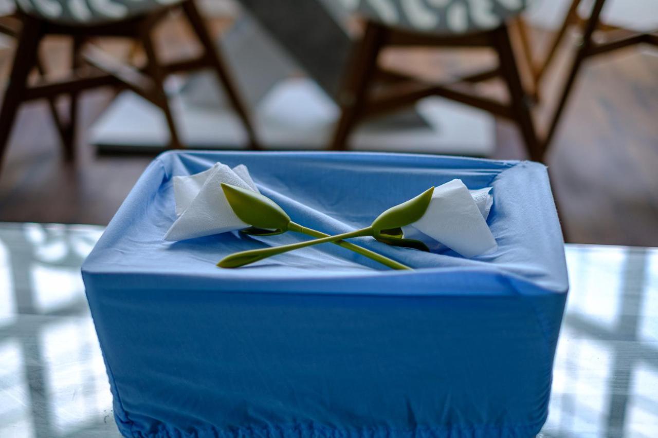 Robertsbrook Guest House Суонидж Экстерьер фото